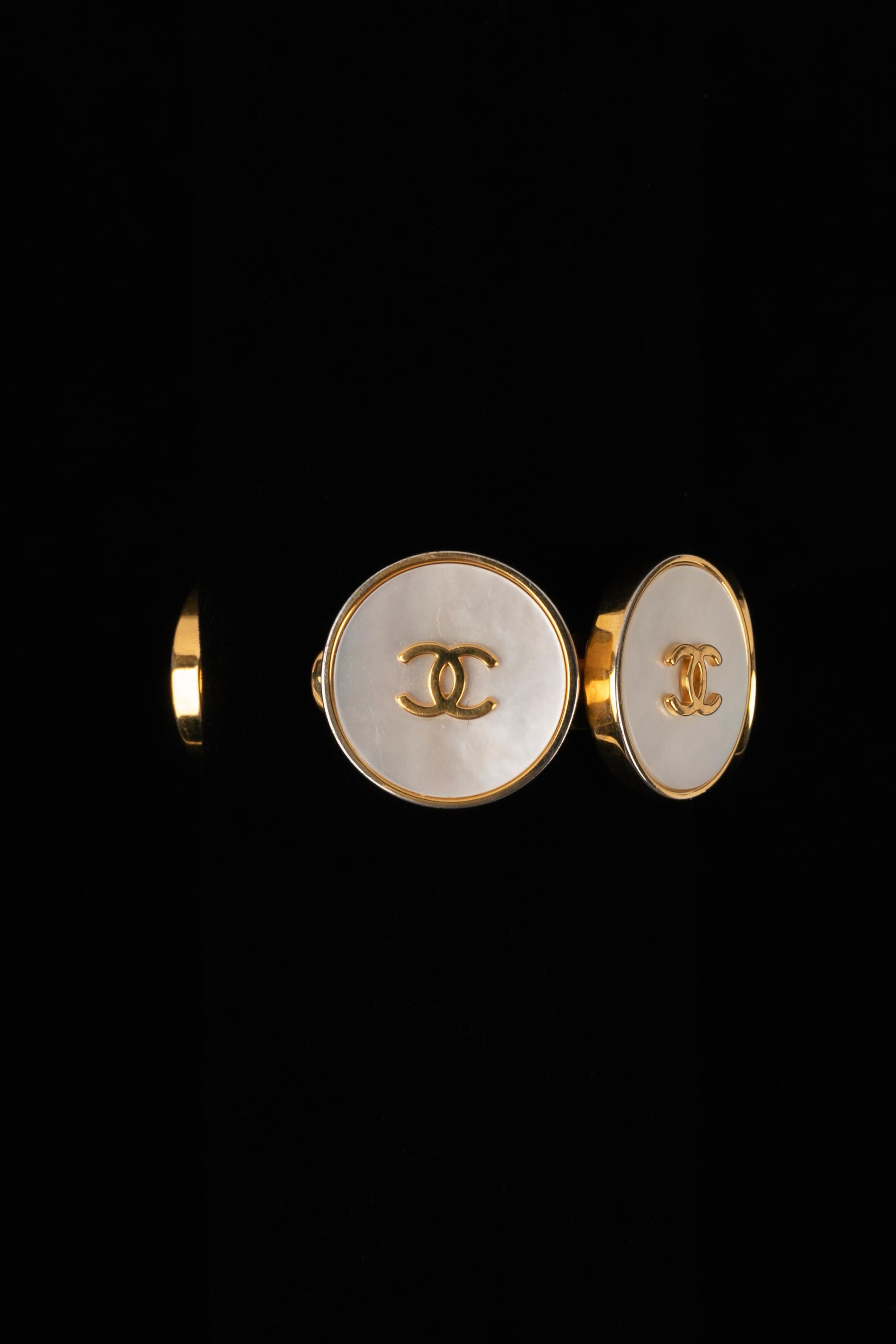 Bracelet Chanel 1995 en vente 3