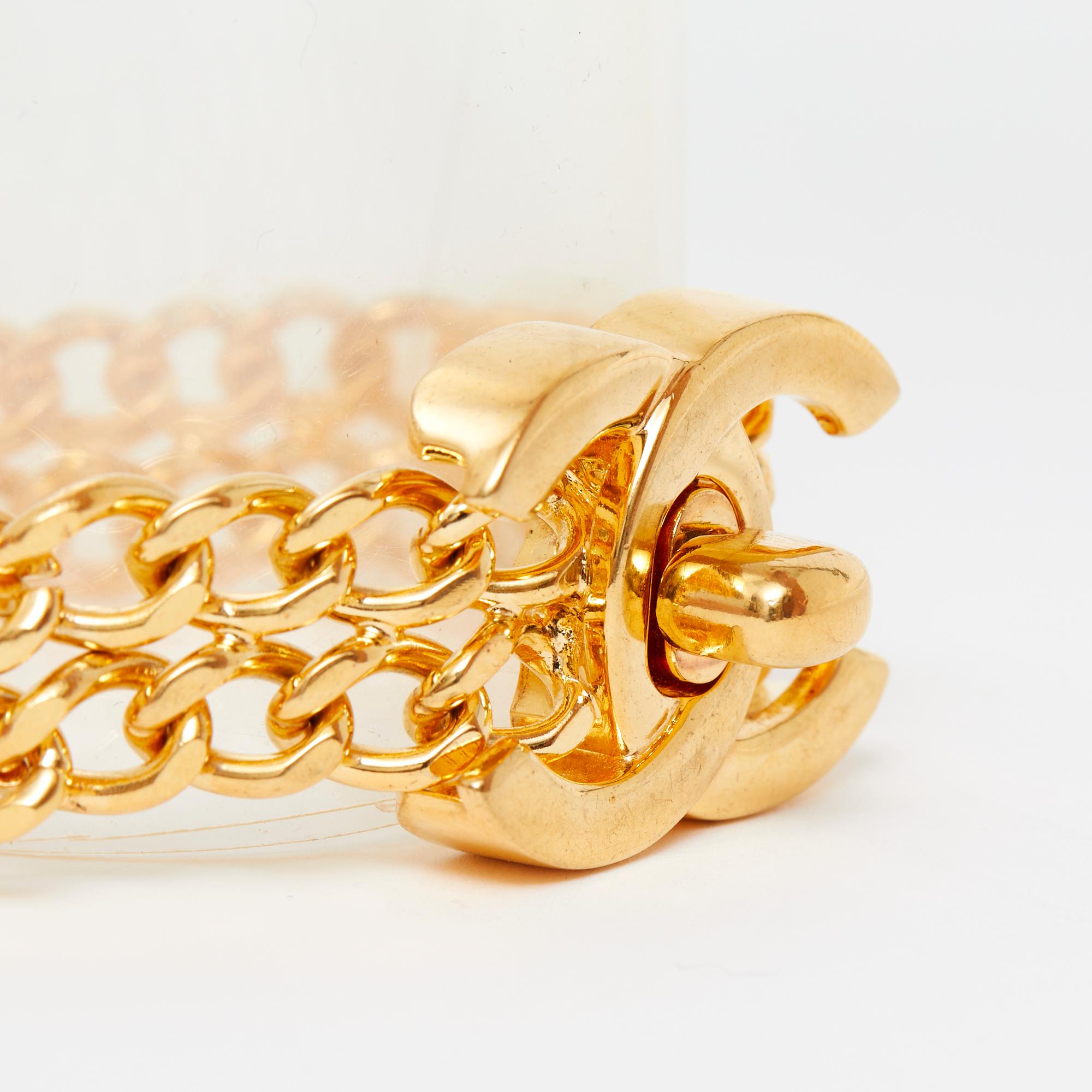 Chanel Pulsera 1996 Maxi CC Turnlock Doble Cadena Dorada Pulsera Talla M en Excelente estado para la venta en PARIS, FR