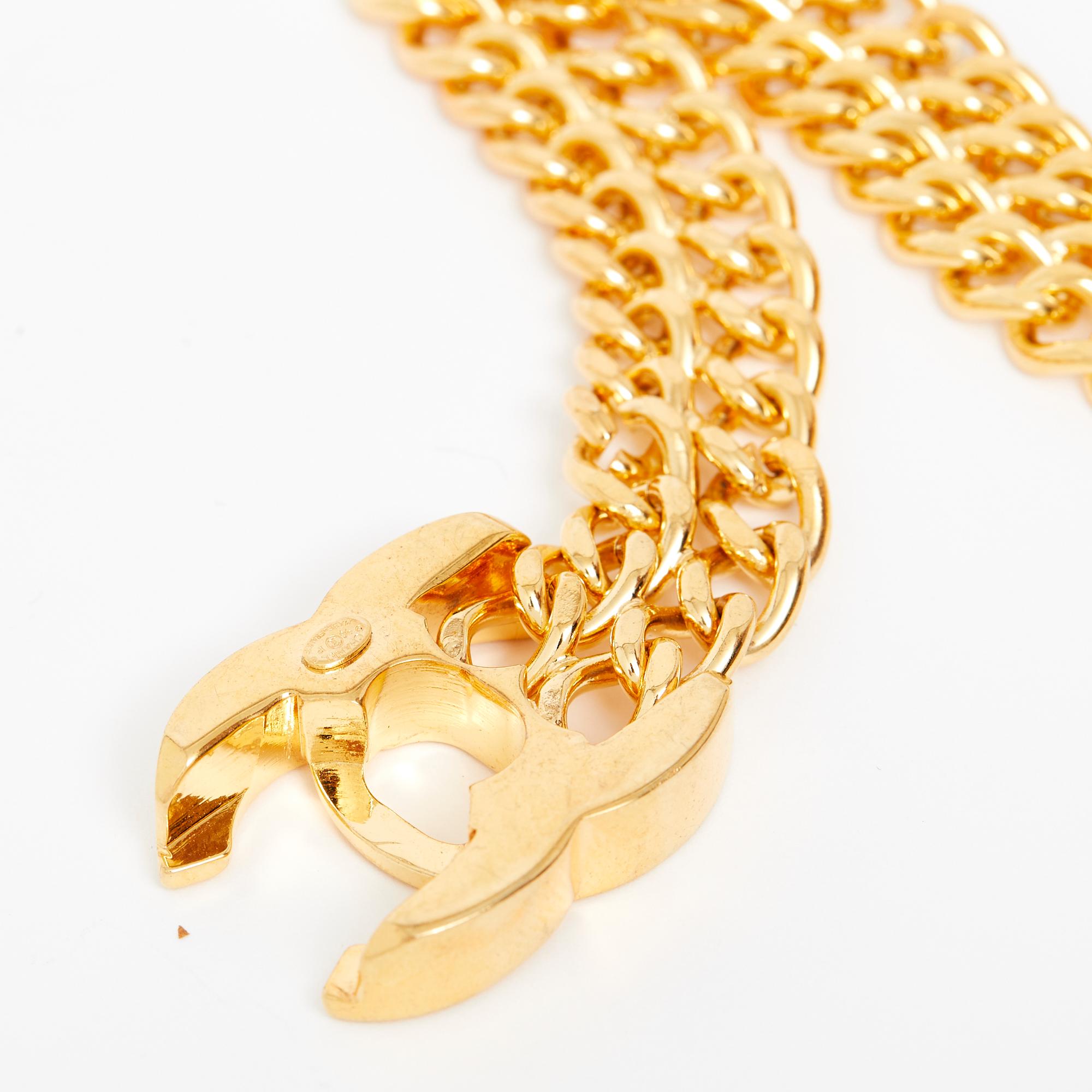 Chanel Pulsera 1996 Maxi CC Turnlock Doble Cadena Dorada Pulsera Talla M en venta 1