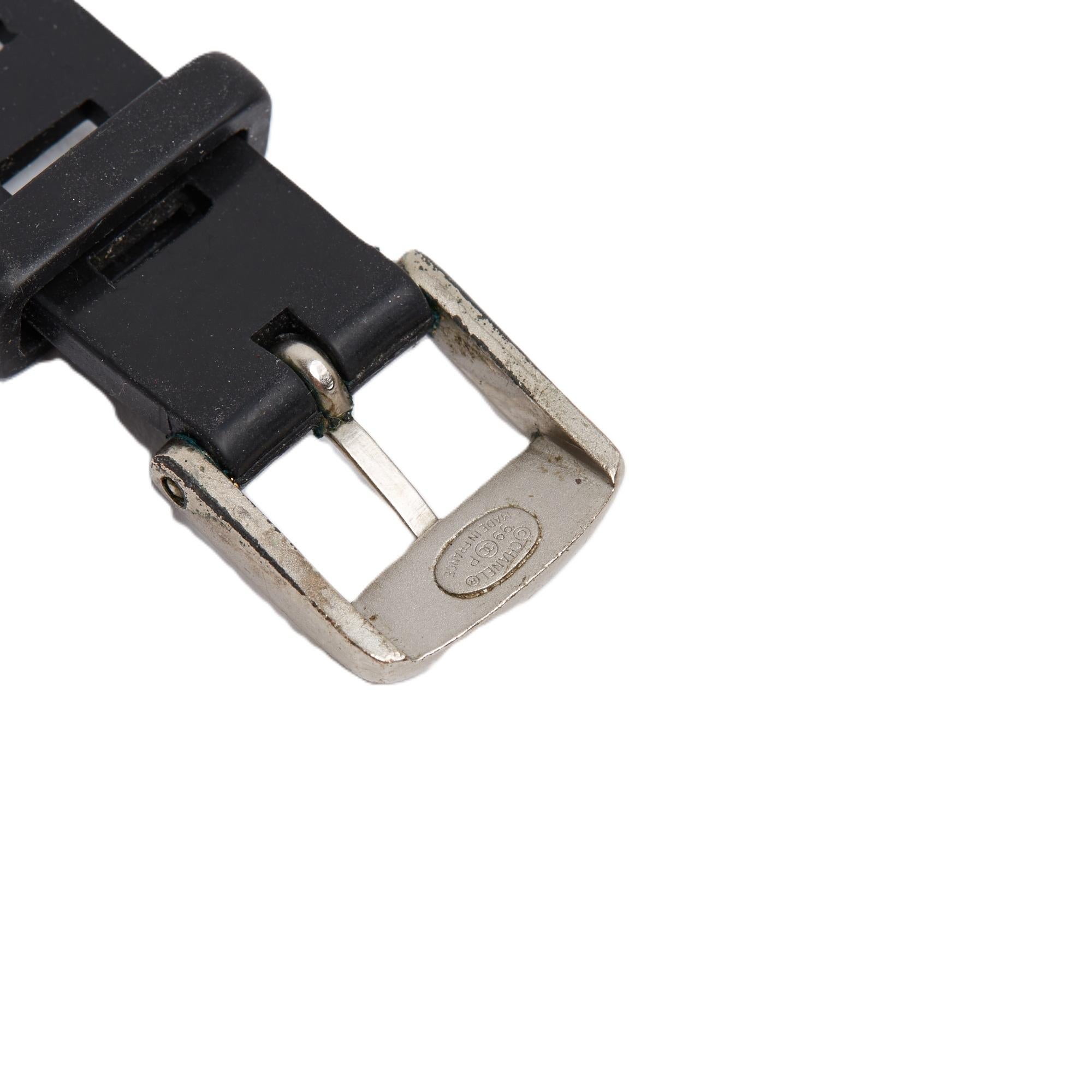 da uomo o donna Chanel Bracciale Caoutchouc Primavera 1999 Iconico Bracciale Chanel in caucciù nero in vendita