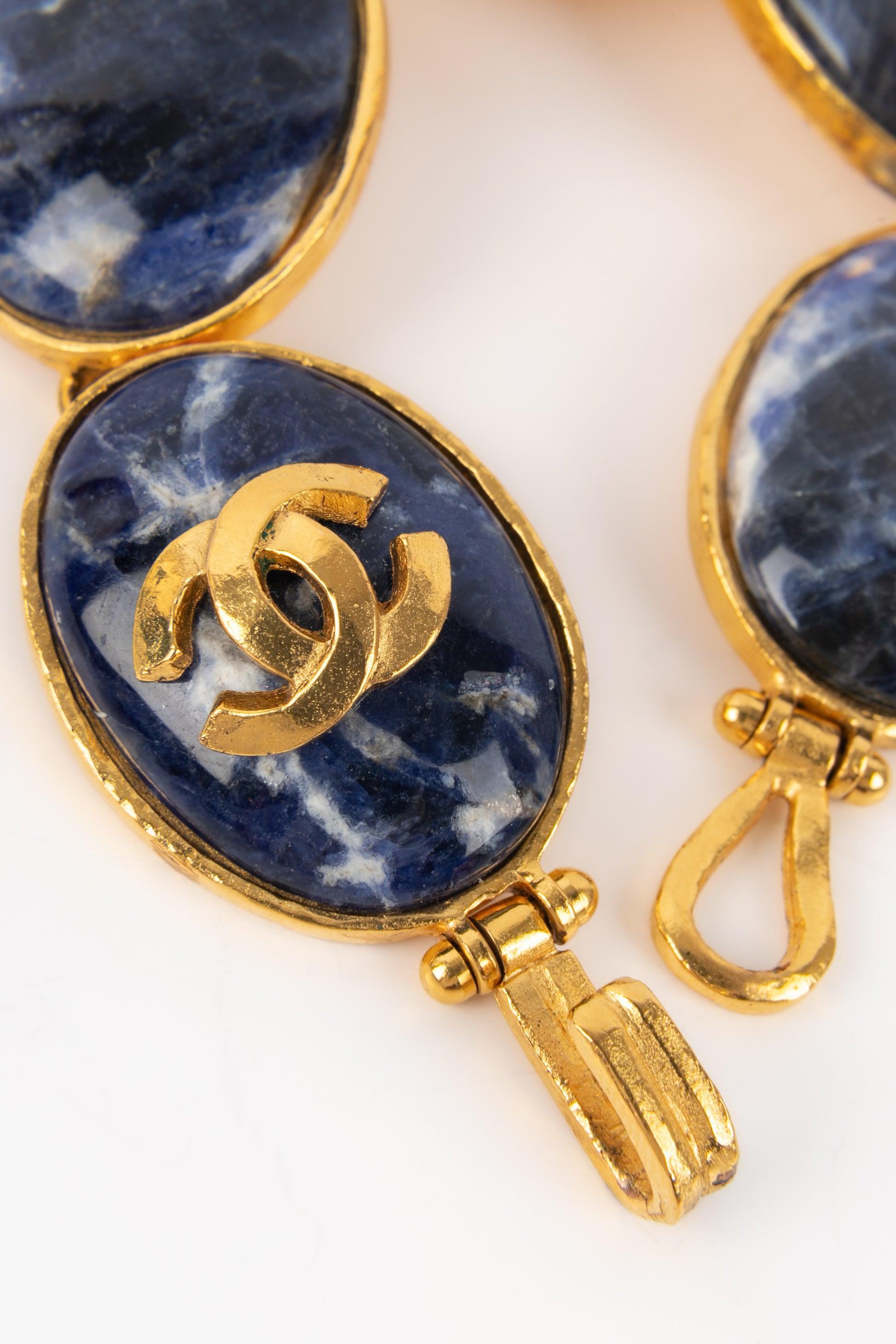 Donna Bracciale Chanel Fall con cabochon di pietra dura blu, 1995 in vendita