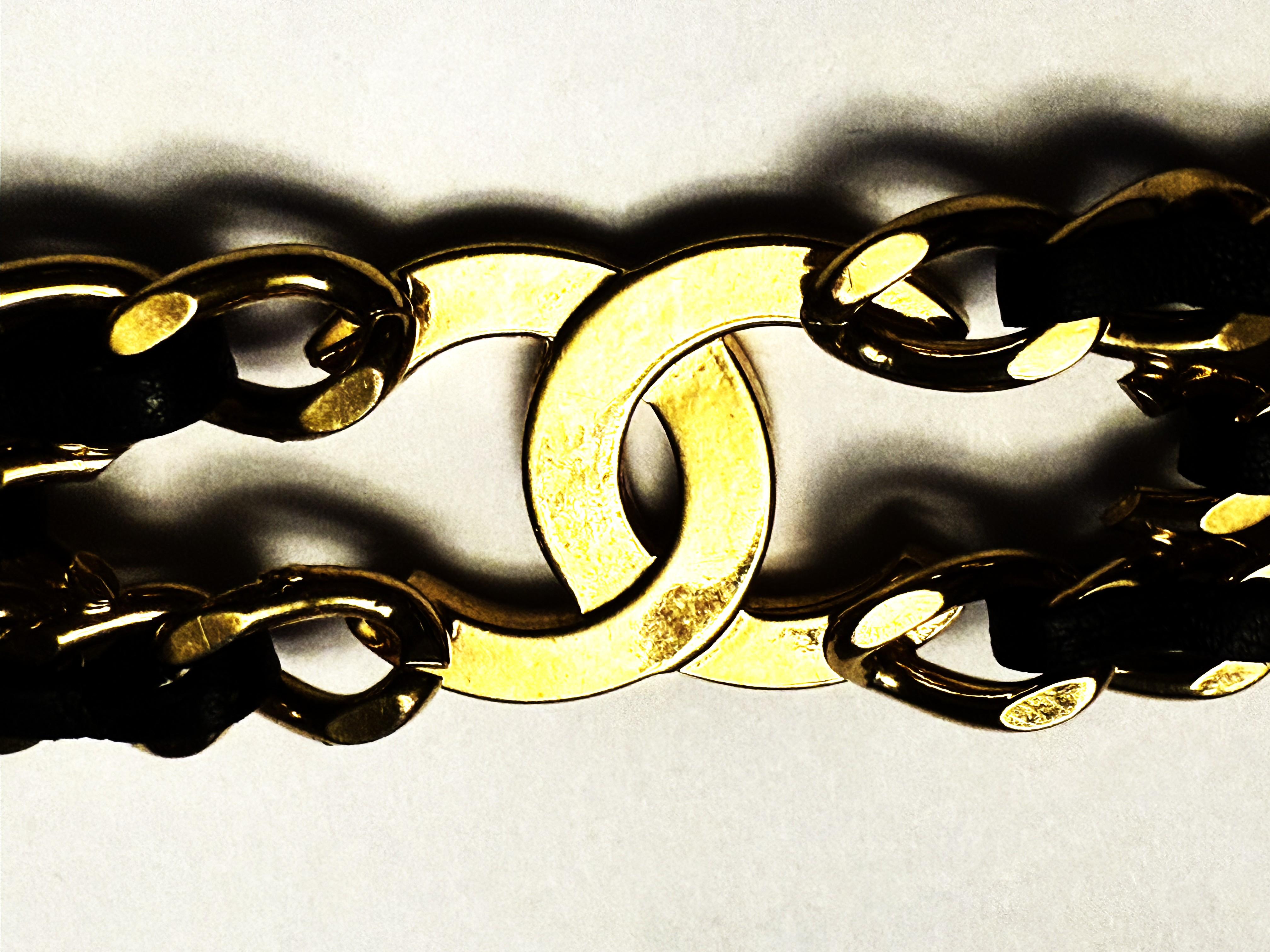 PULSERA CHANEL, icónica CC, cadena de 3 vueltas entretejida con cuero, oro de 24kp. en venta 5