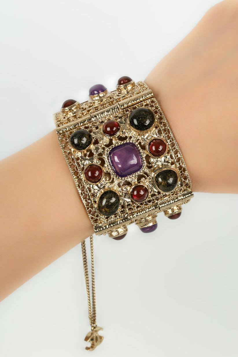 Chanel Bracelet in Champagne Metal and Resin Fall, 2009 5