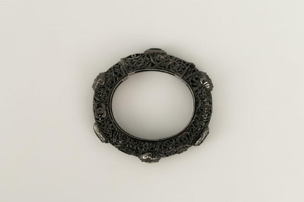 Chanel Bracelet in Dark Silver Metal, 2011 For Sale 5