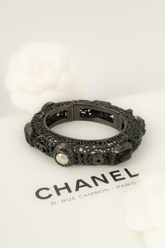 Chanel Bracelet in Dark Silver Metal, 2011