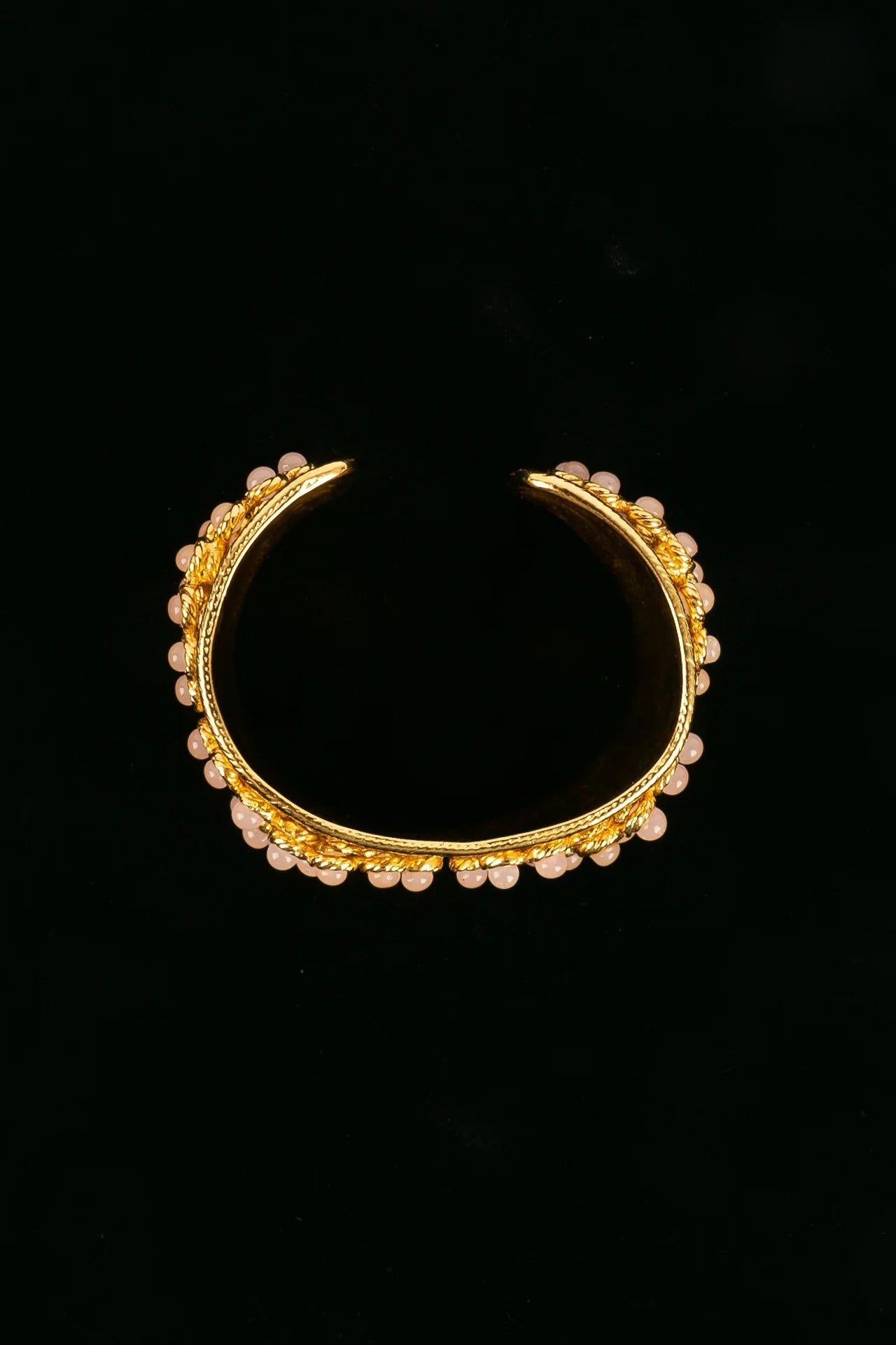 Chanel Bracelet in Gilded Metal and Cabochons & Pale Pink Glass Paste For Sale 2