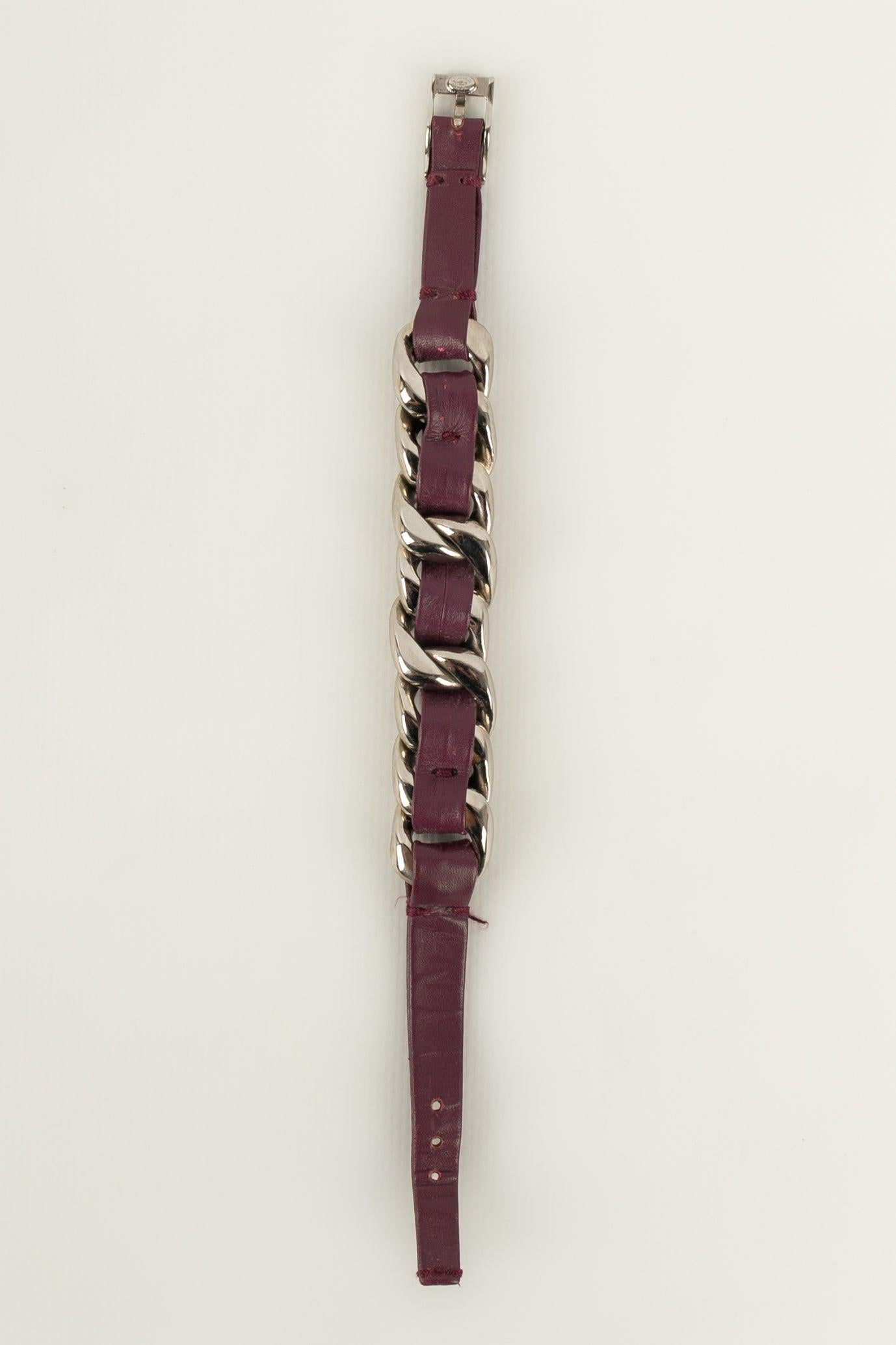 Chanel Bracelet in Silvery Metal and Purple Leather, 2002 For Sale 1
