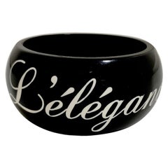 CHANEL Bracelet 'L'élégance c'est la ligne' in Black Resin