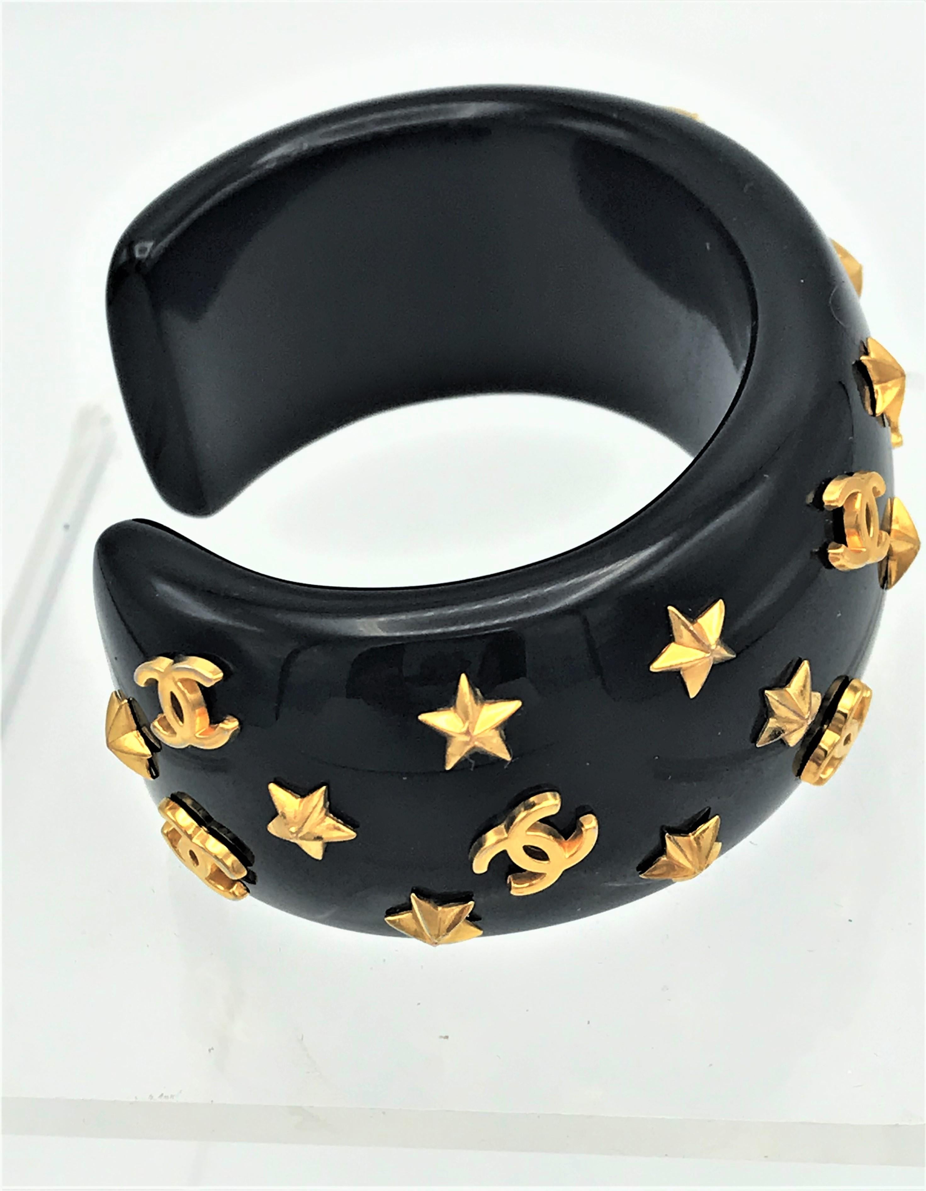 chanel acrylic bracelet