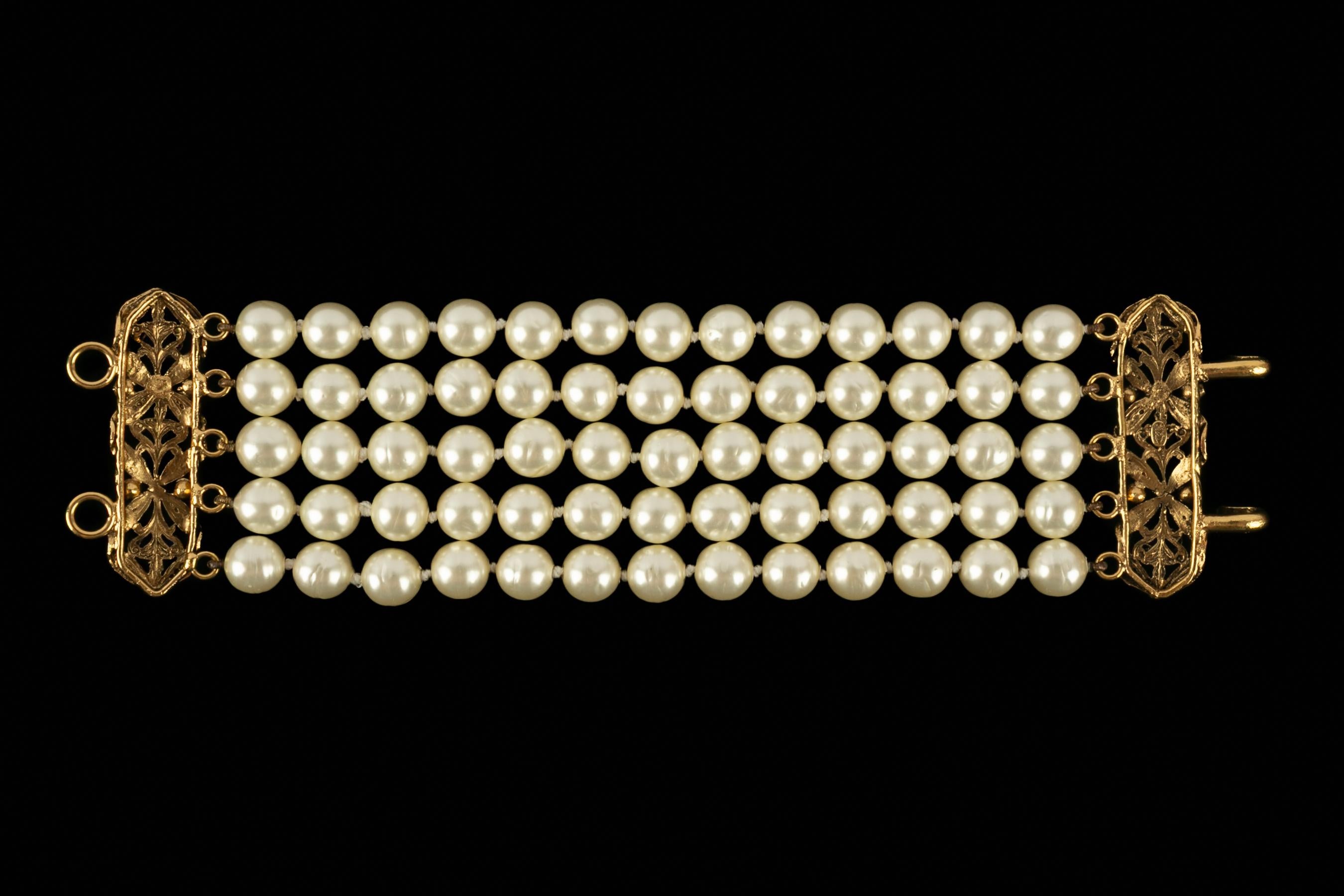 Donna Bracciale Chanel Inverno 1995 in vendita