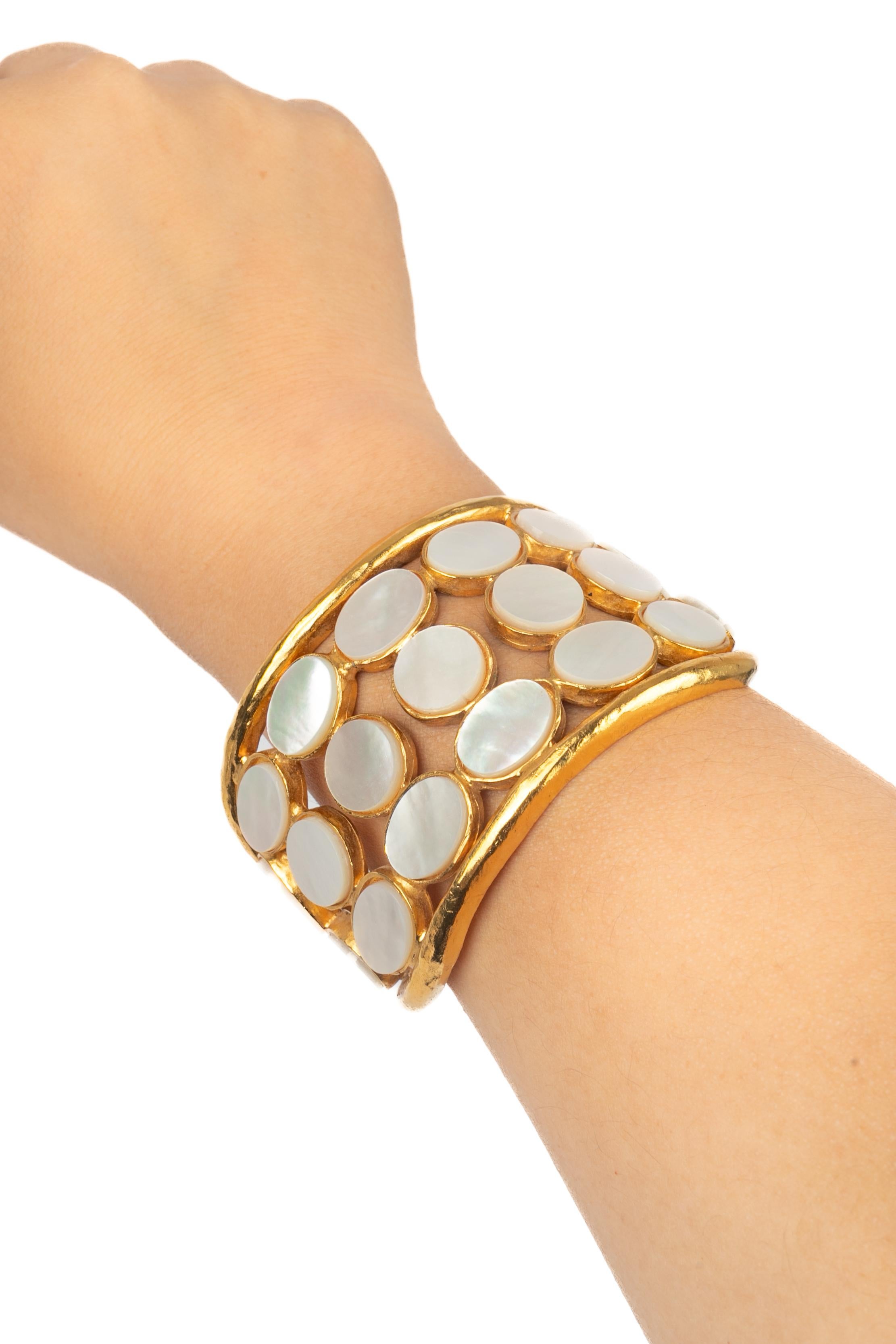 Brazalete Chanel Invierno 1995 en venta 3
