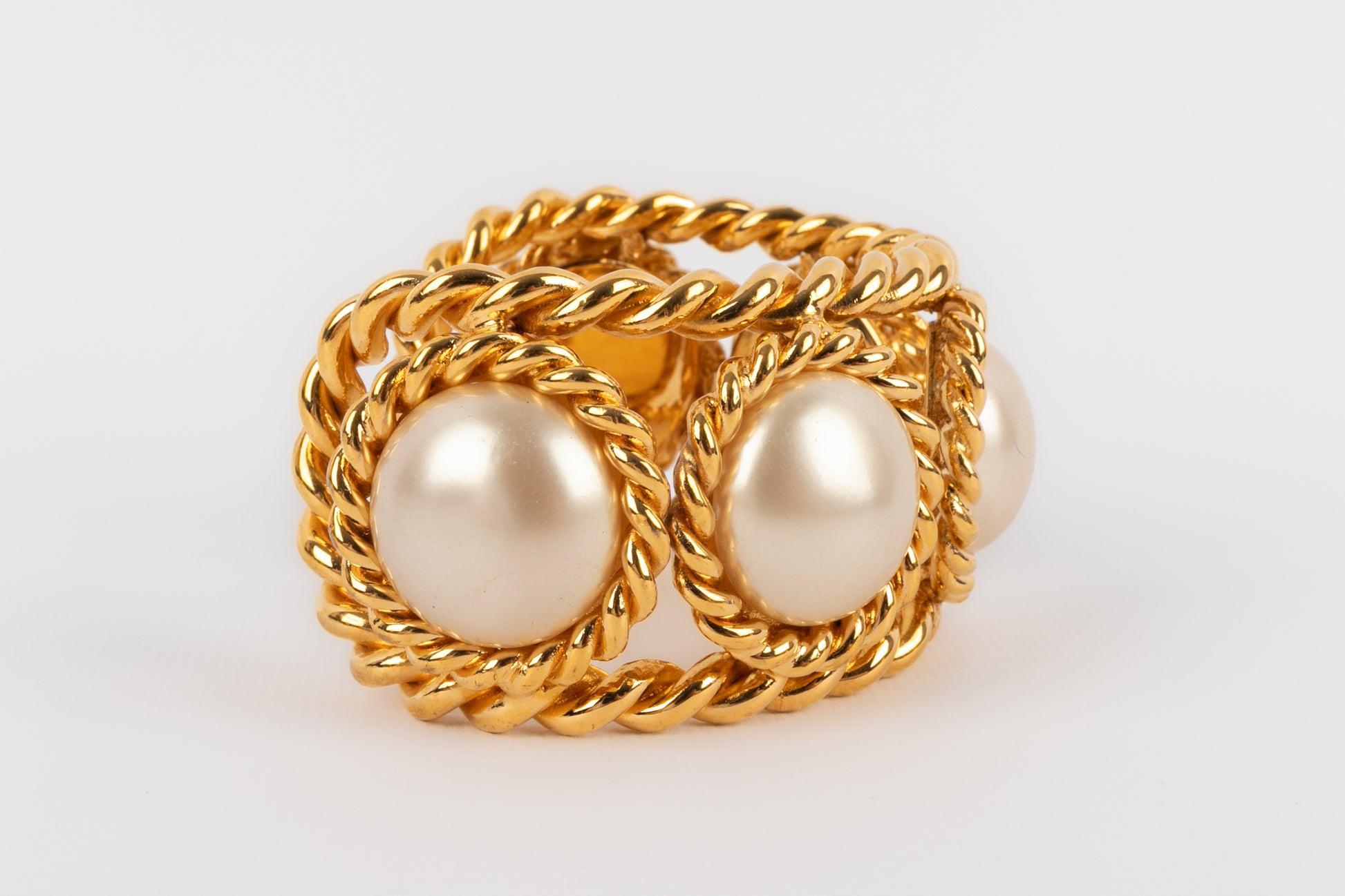 Pulsera Chanel con cabujones nacarados, años 90 en venta 1