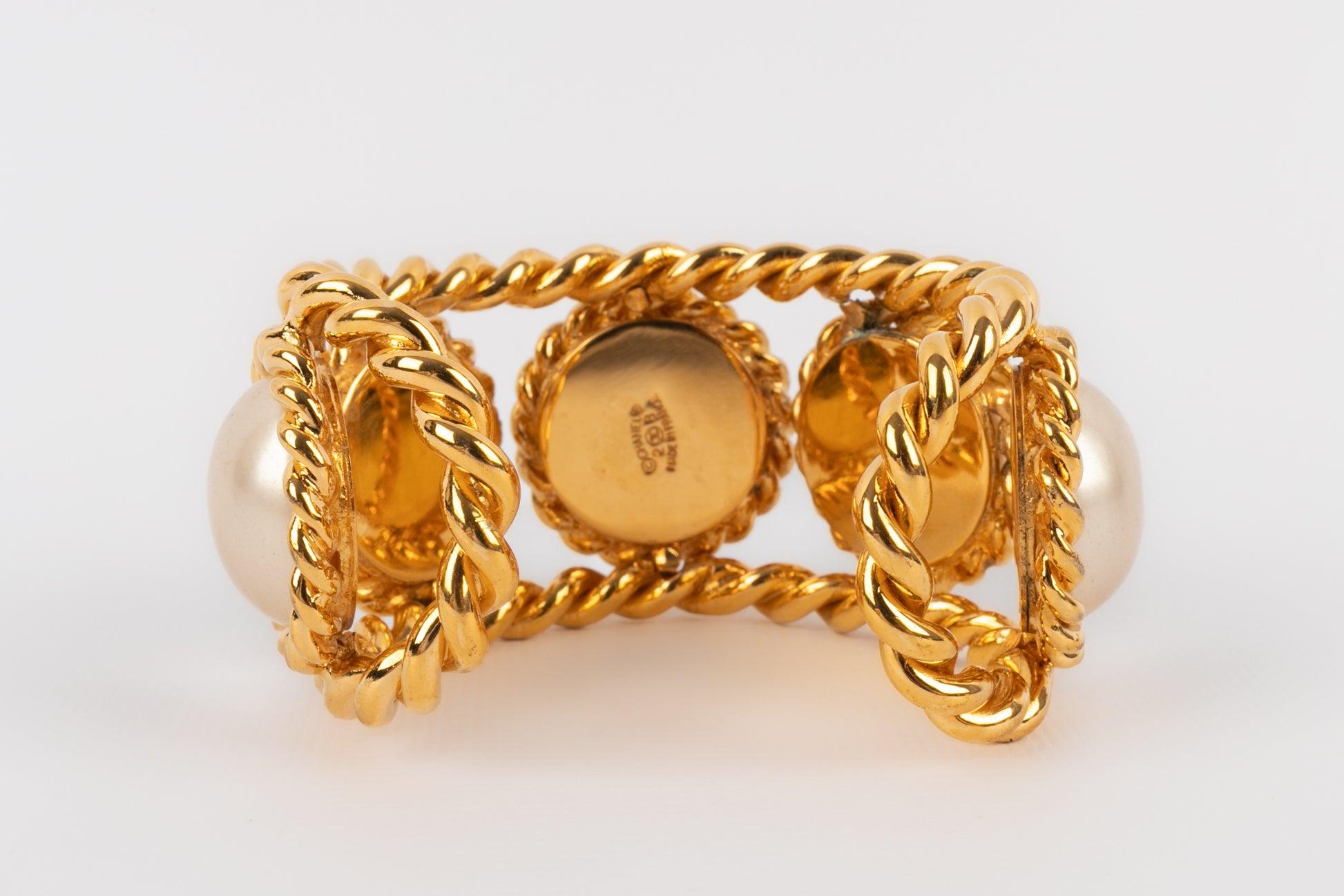 Pulsera Chanel con cabujones nacarados, años 90 en venta 2