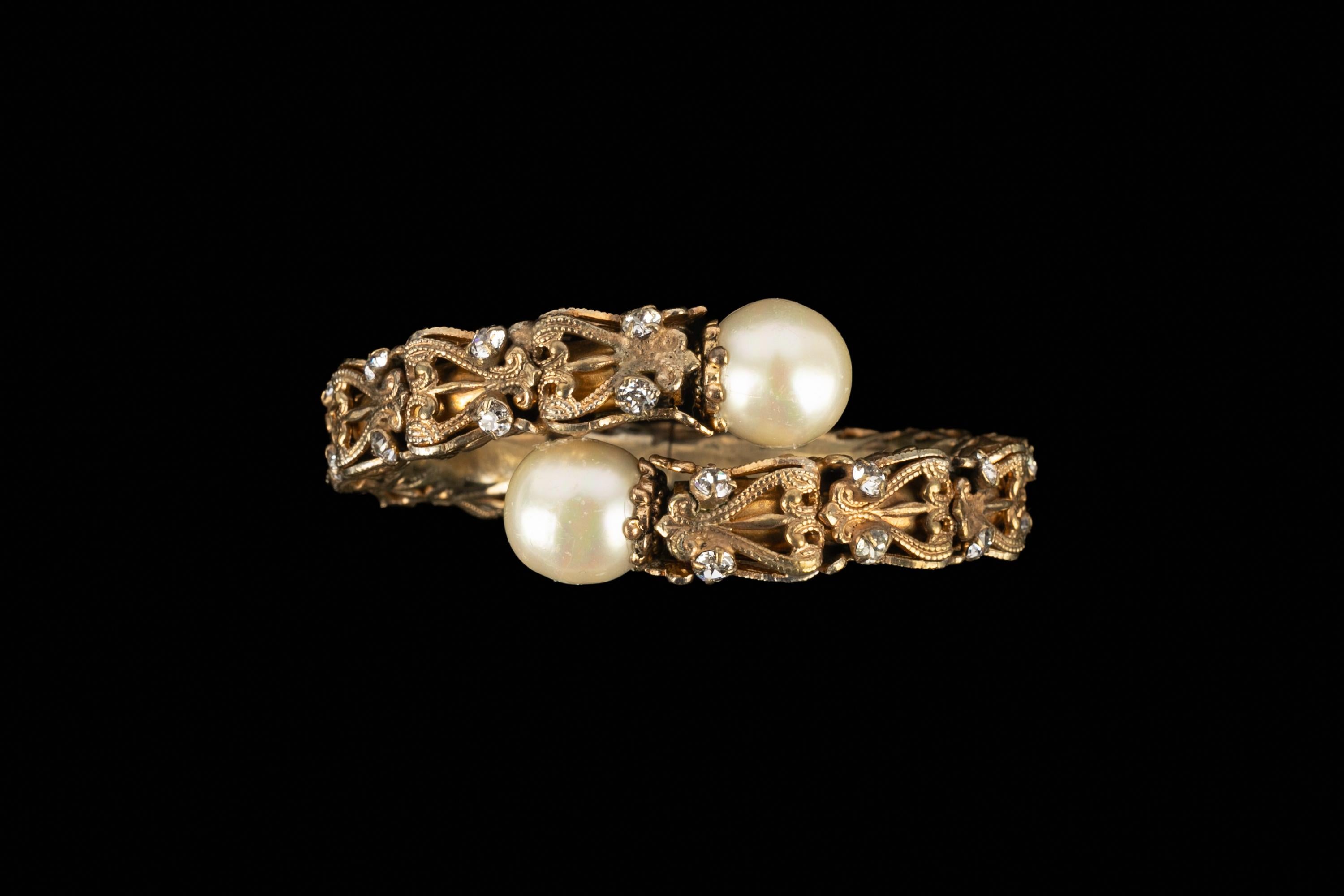 Chanel braelet coco era 1950s In Excellent Condition For Sale In SAINT-OUEN-SUR-SEINE, FR