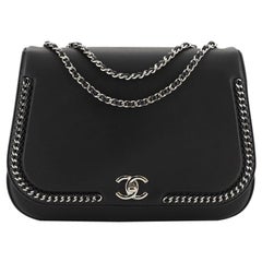 Chanel sac à rabat chic tressé en cuir de veau petit modèle