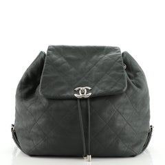 Zaino Chanel con coulisse intrecciata in pelle di vitello trapuntata medio