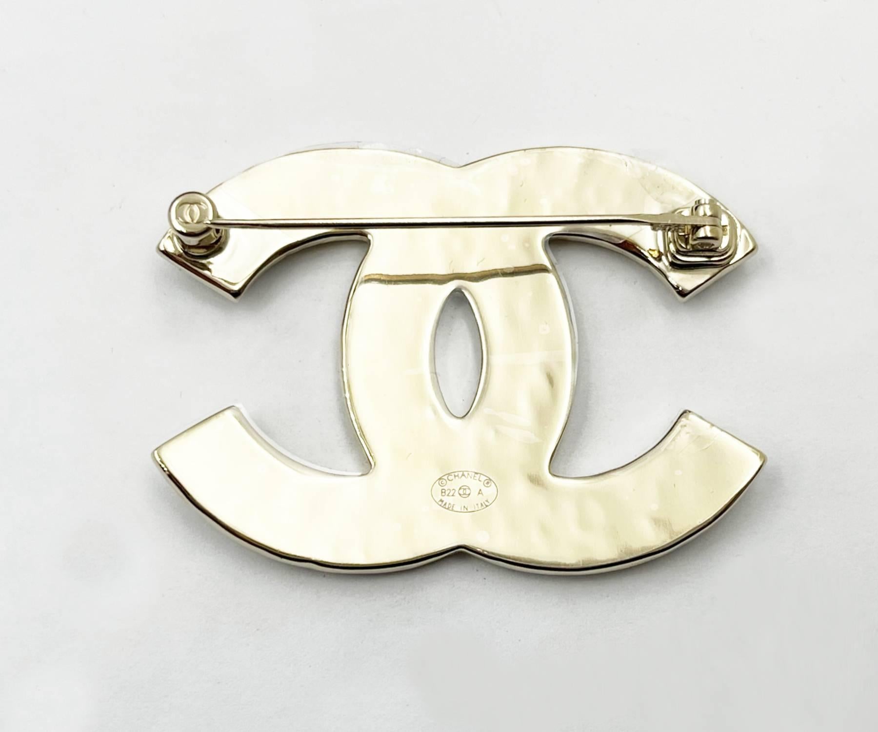 brooches chanel