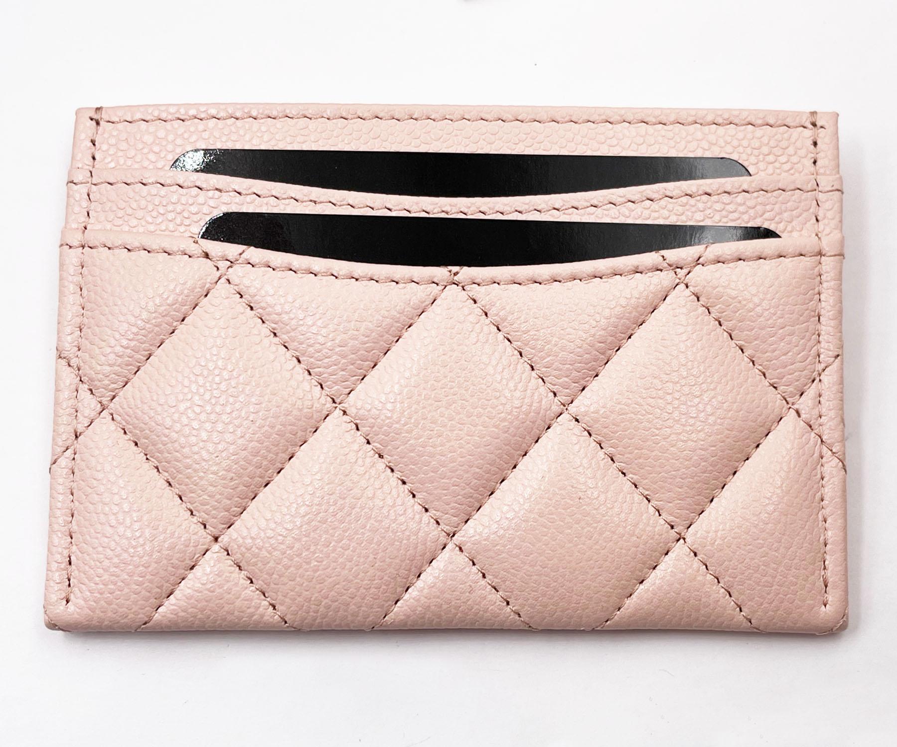 Chanel Brand New Gold CC Pale Pink Caviar Card Holder  In New Condition For Sale In Pasadena, CA