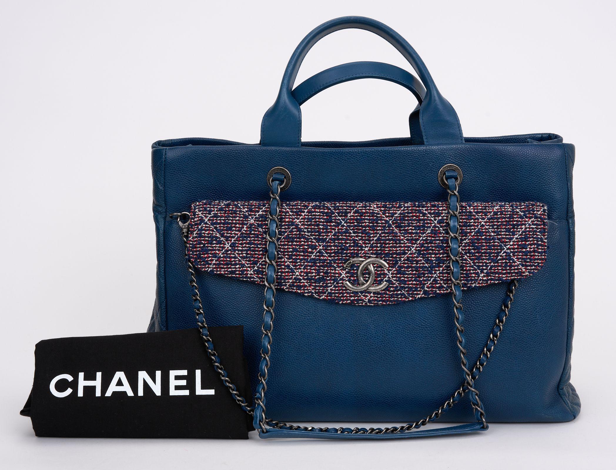 Chanel Break Shopping Tote Caviar/Tweed For Sale 5
