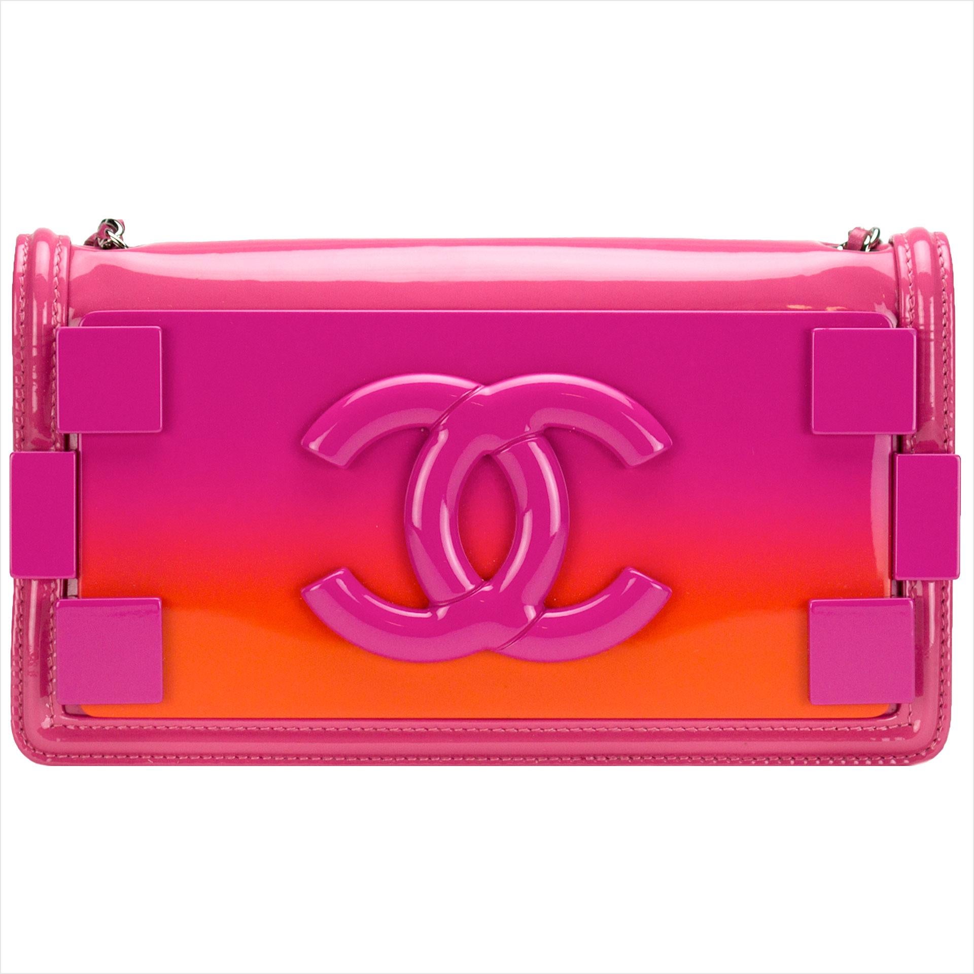 Rose Chanel pochette Lego rose vif à rabat en vente