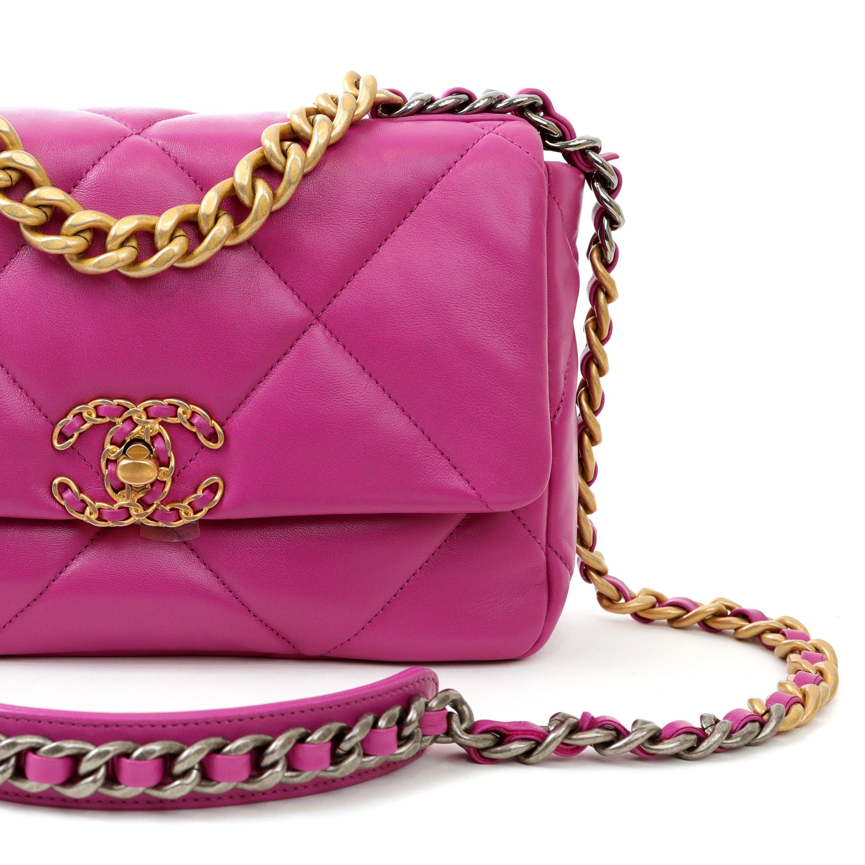 Chanel Bright Purple Lambskin Small 19 Bag with Mixed metal Hardware In Excellent Condition For Sale In Palm Beach, FL