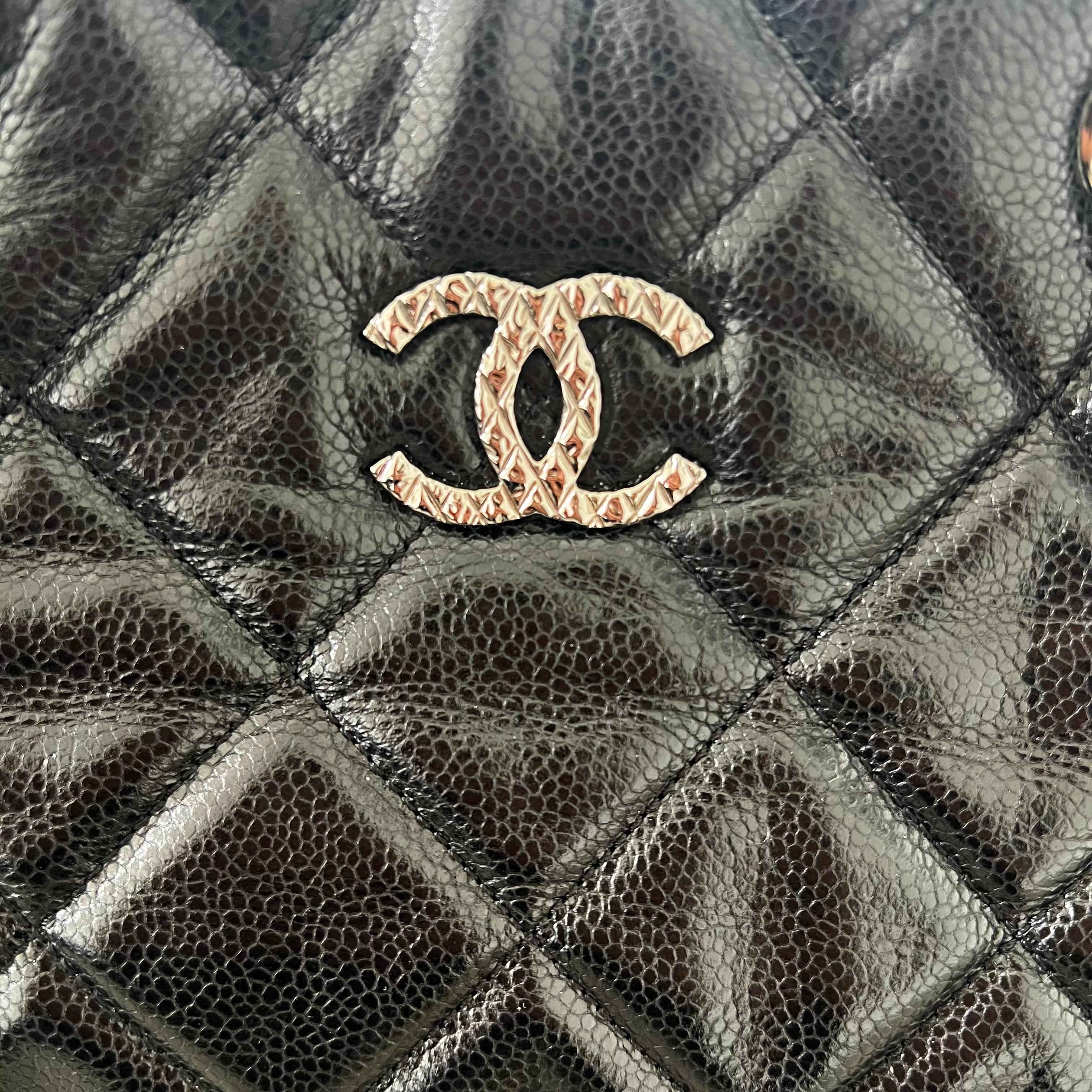 Chanel Brilliant Cells Tote, 2000er Jahre Frankreich im Angebot 5