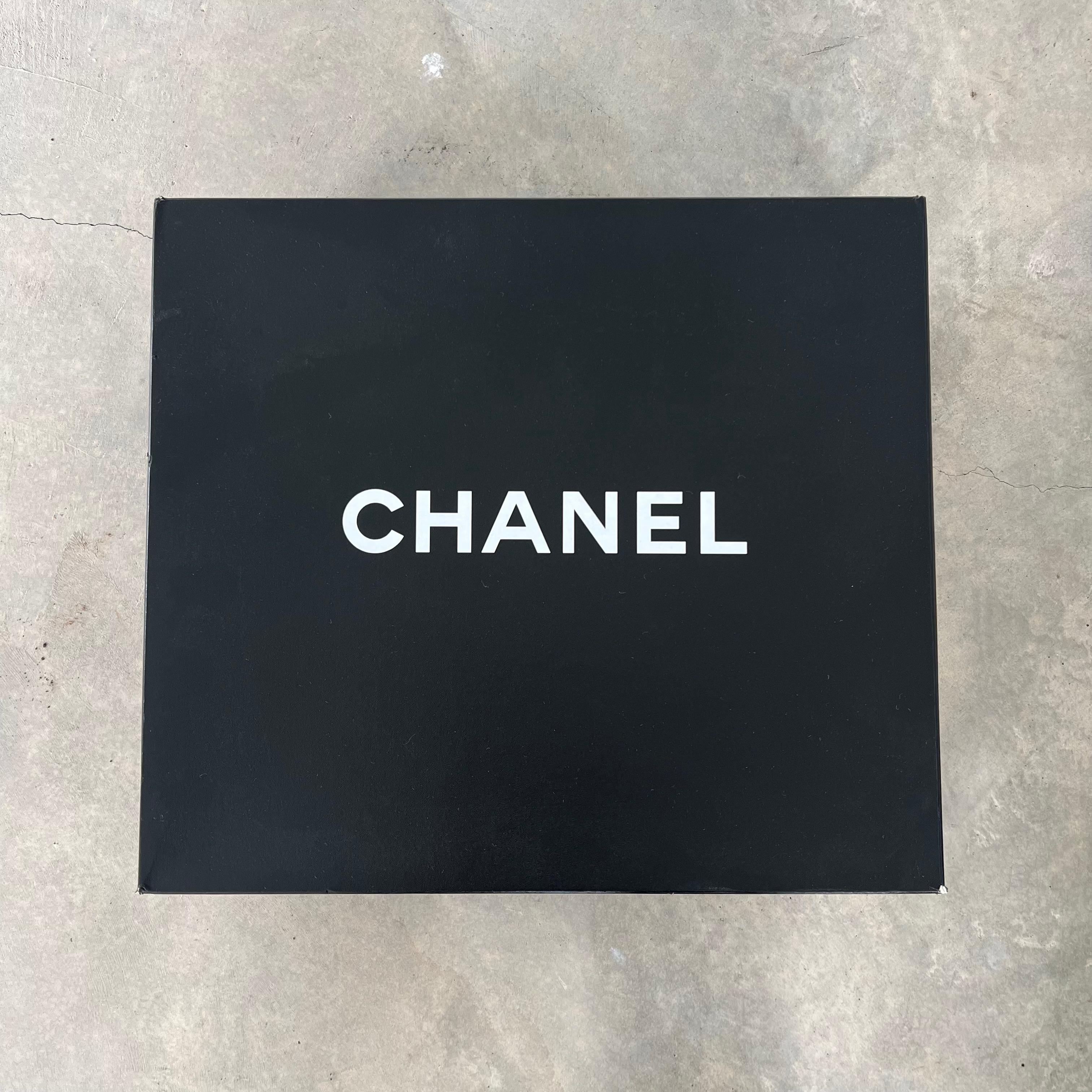 Chanel Brilliant Cells Tote, 2000er Jahre Frankreich im Angebot 6