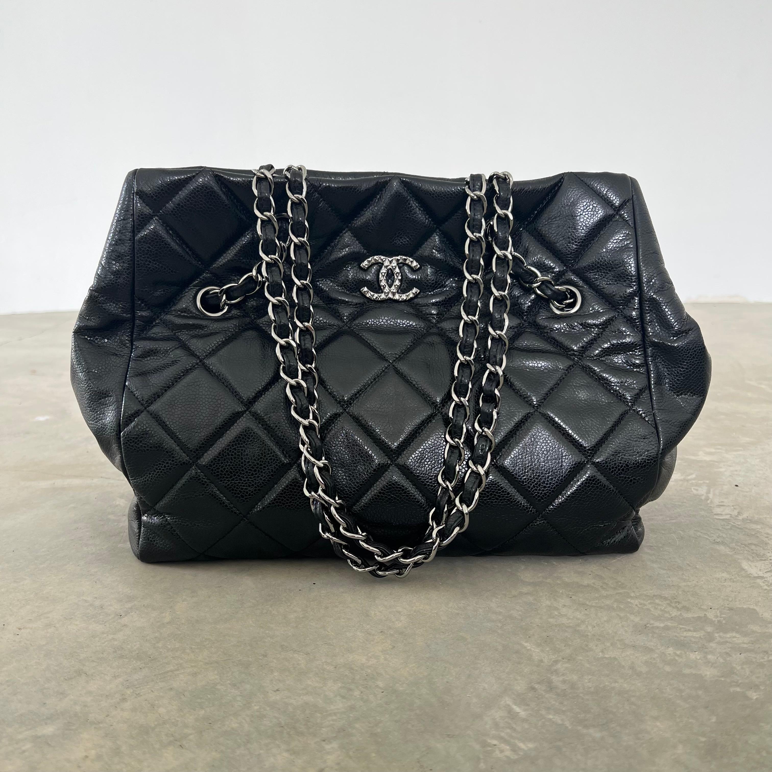 Chanel Brilliant Cells Tote, 2000er Jahre Frankreich im Zustand „Gut“ im Angebot in Los Angeles, CA