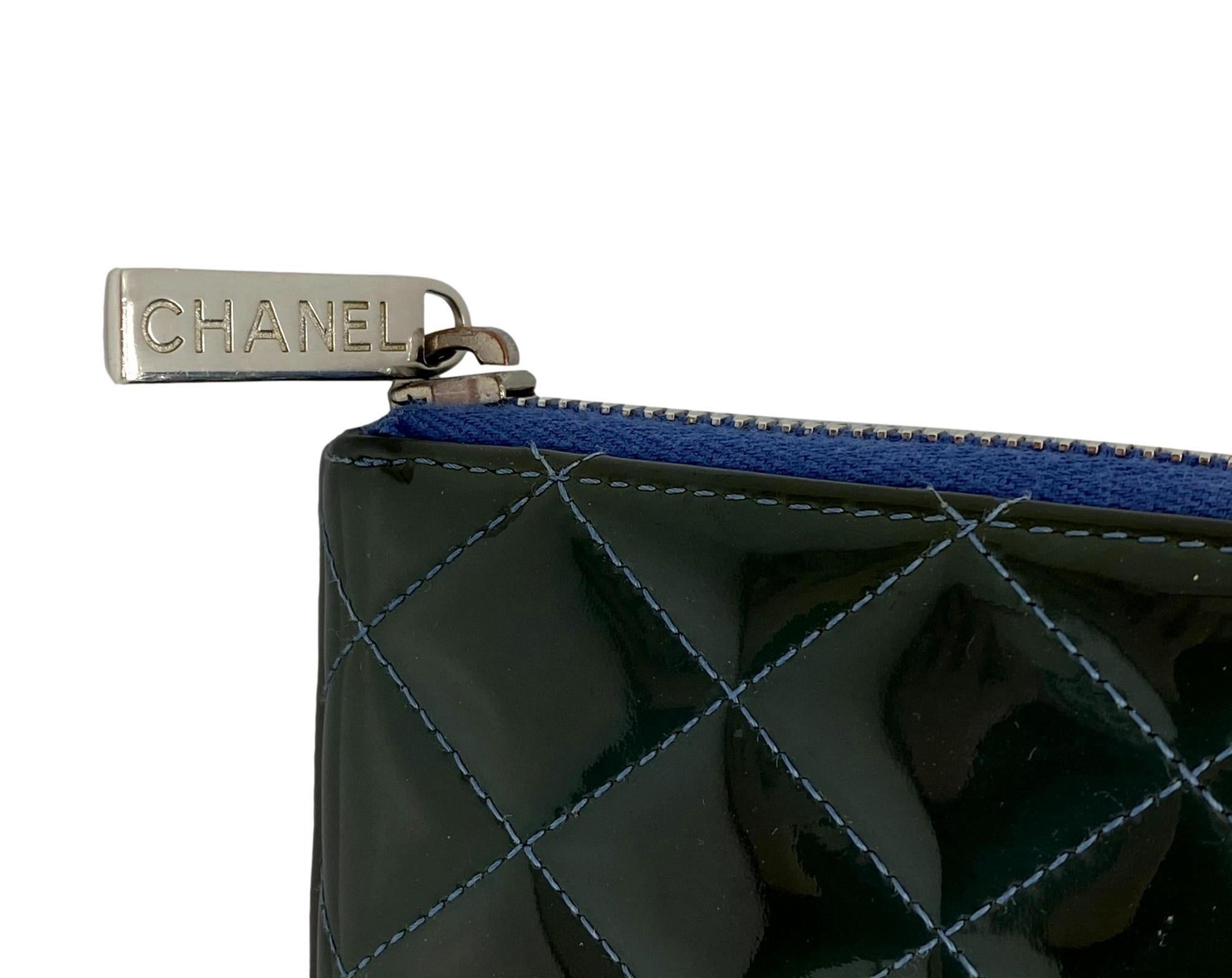 Chanel Brilliant Deep Marine Bi-Color Patent Lambskin Leather Gusset Zip Wallet 5