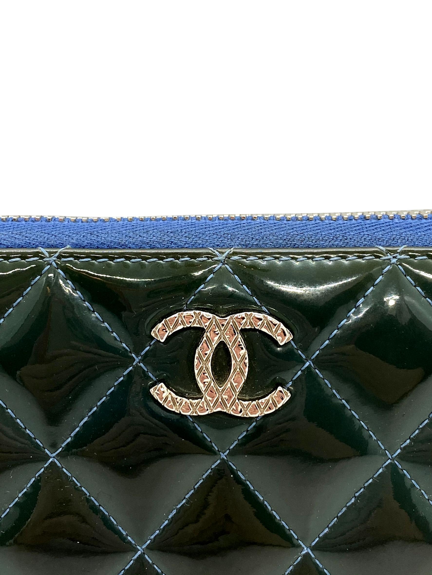 Chanel Brilliant Deep Marine Bi-Color Patent Lambskin Leather Gusset Zip Wallet 2