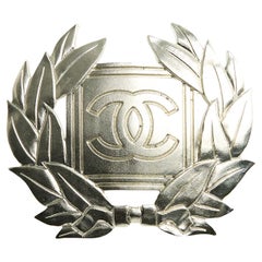 Chanel Broche Identification 2002 Silver Metal Laurels Brooch Medal