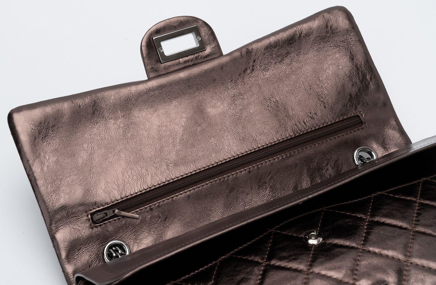 Chanel Bronze Reissue - Sac à double rabat Jumbo Pour femmes en vente