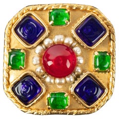 Vintage Chanel brooch 1980s