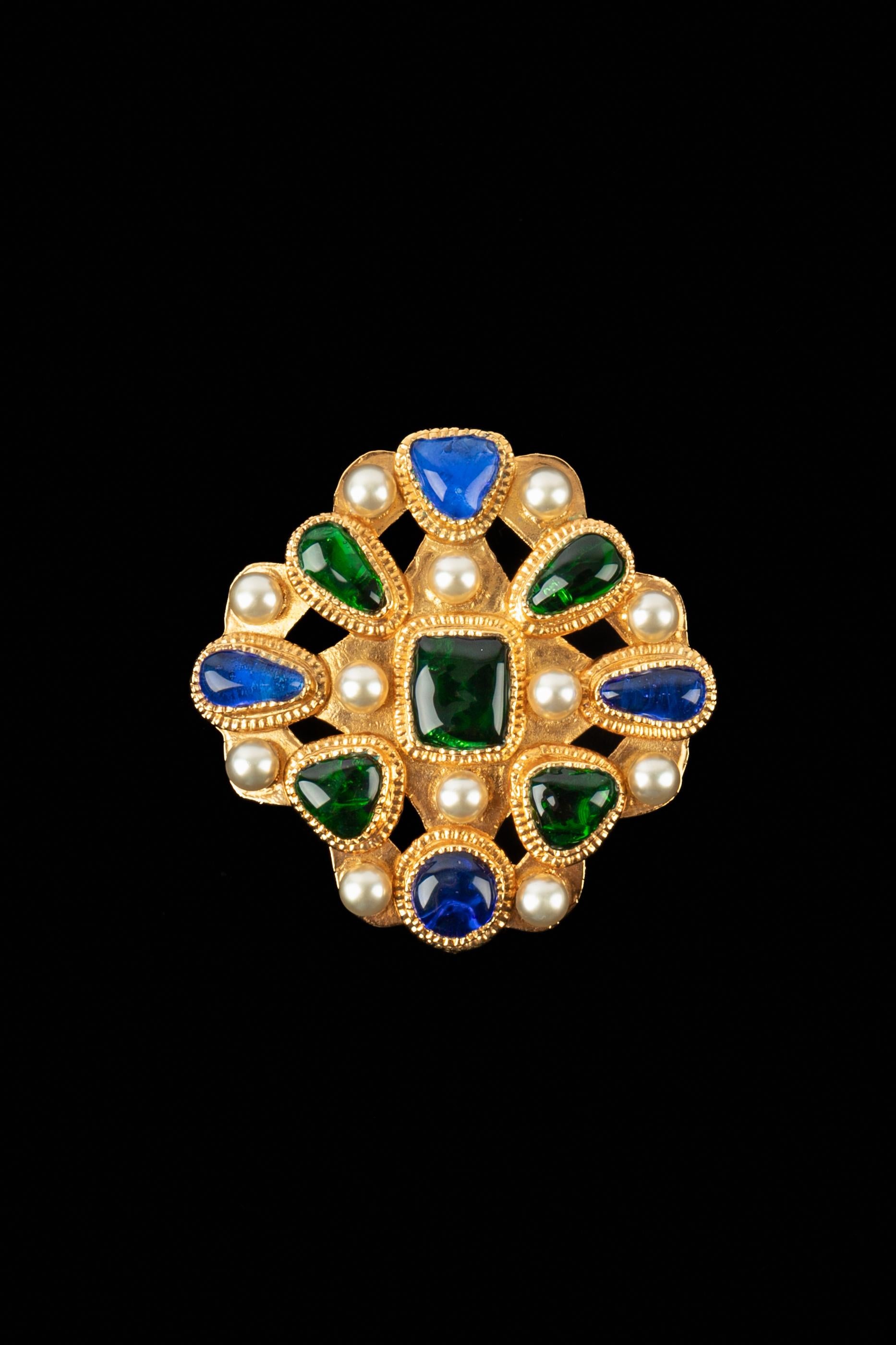 Chanel brooch 1990s In Excellent Condition For Sale In SAINT-OUEN-SUR-SEINE, FR