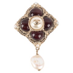 Chanel brooch 2013 Chanel brooch 2013