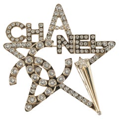 Chanel brooch 2021