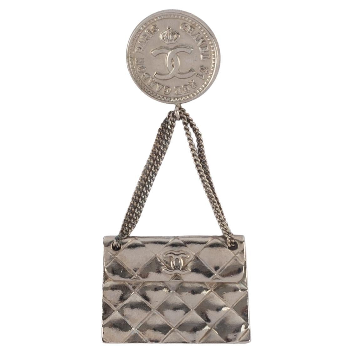 Chanel brooch 'handbag'