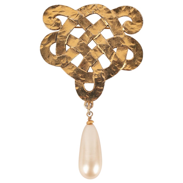 Chanel Brooch Haute Couture Brooch with Costume Pearly Drops For - Main Image