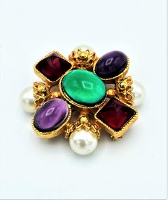 Spilla o ciondolo Chanel par Gripoix Paris, firmato 2007 A, placcato oro