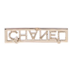 CHANEL Brooch quilted diamond gold plated metal