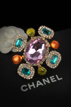 Chanel brooch spring 1995