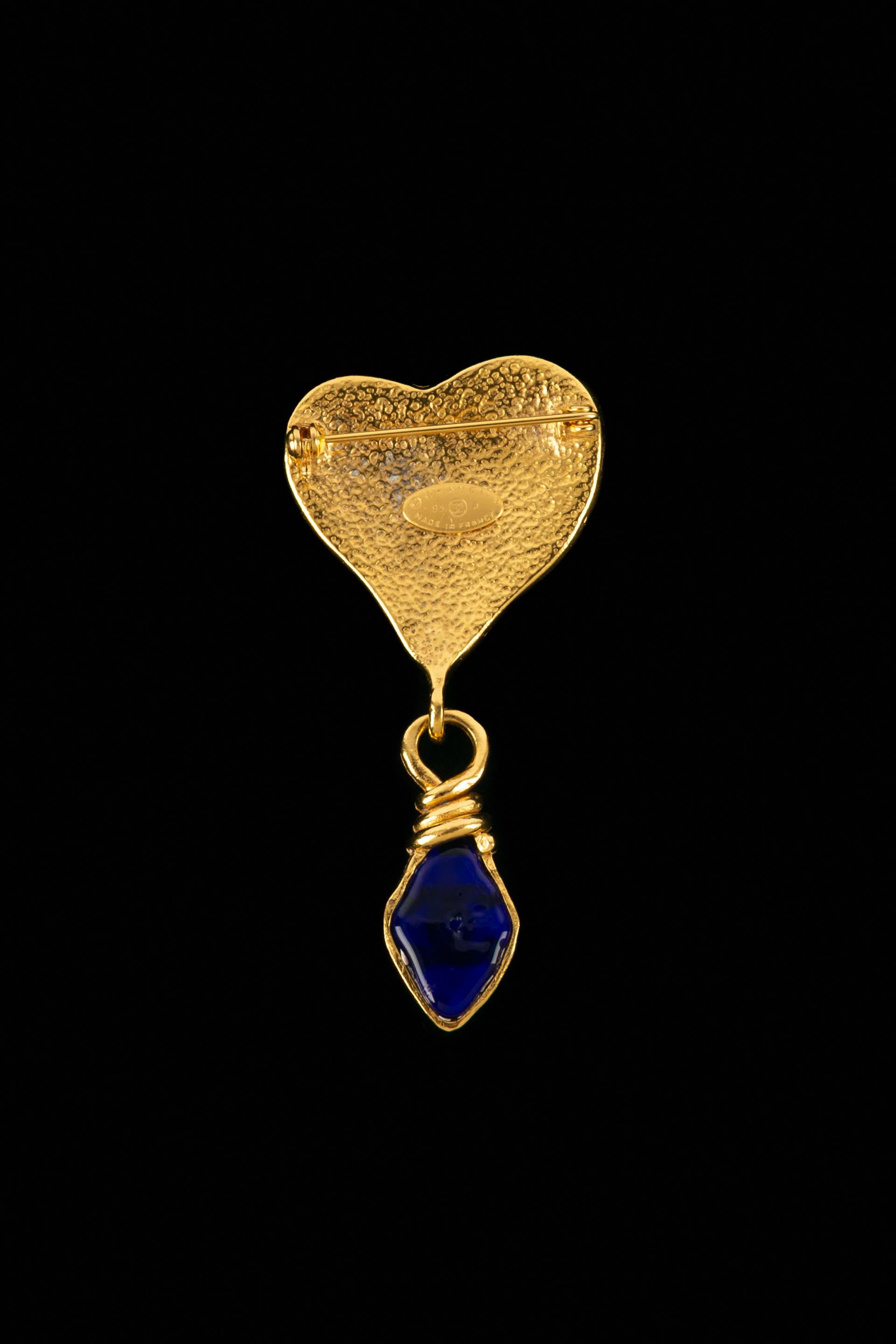 Chanel brooch Summer 1995 In Excellent Condition For Sale In SAINT-OUEN-SUR-SEINE, FR
