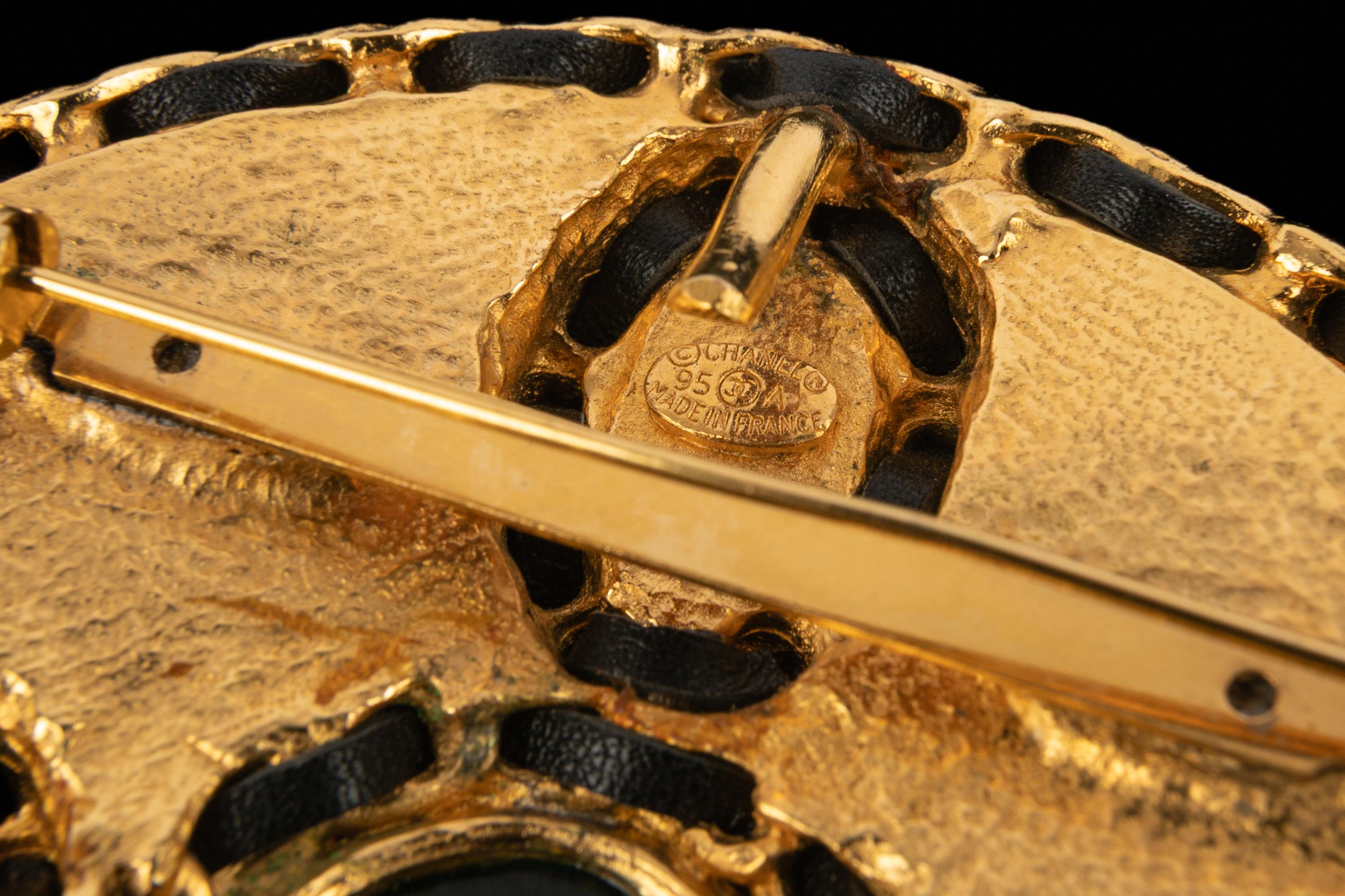 Spilla Chanel Inverno 1995 in vendita 3