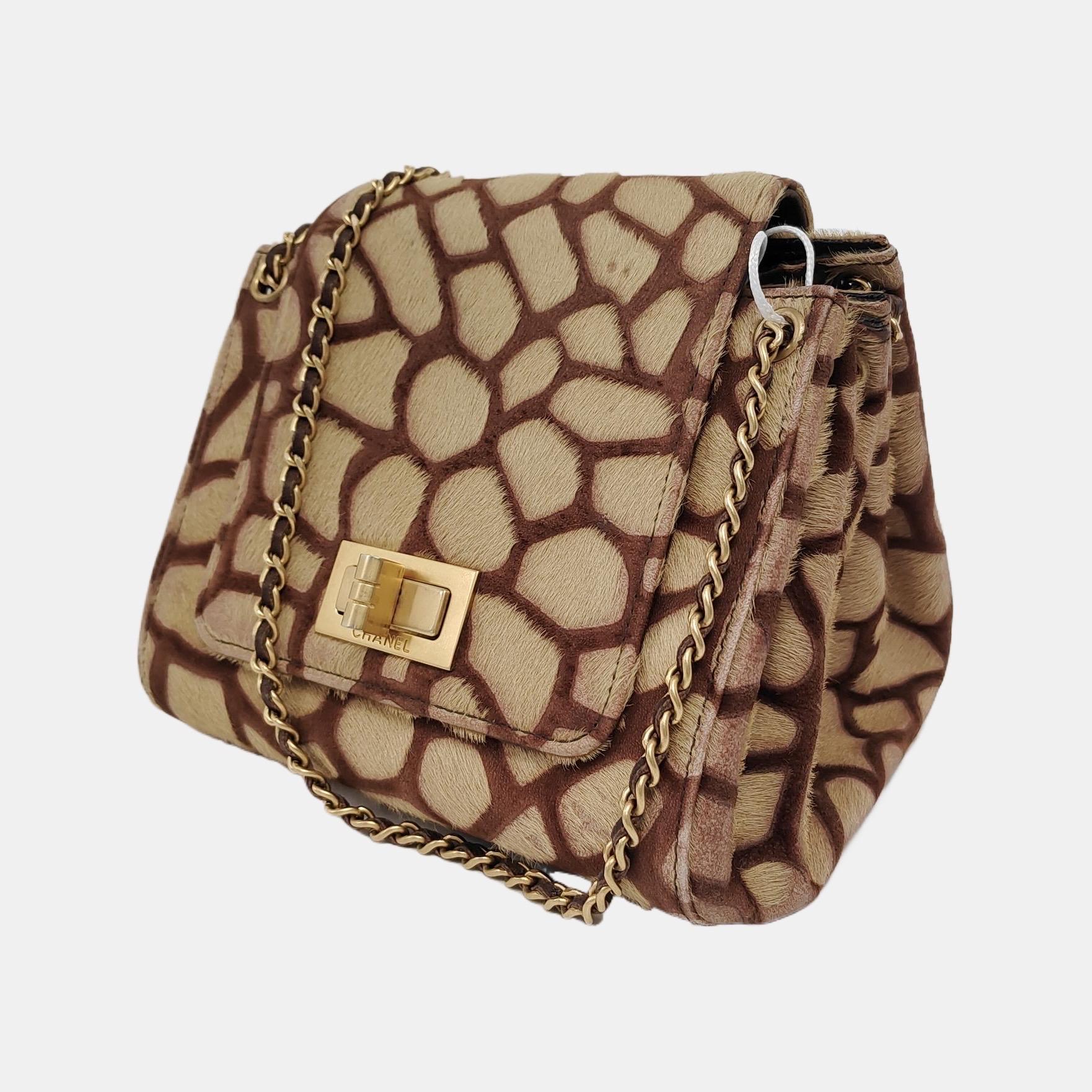 Chanel Brown Beige Giraffe Print Pony Hair Accordion 2.55 Reissue Umhängetasche im Zustand „Gut“ im Angebot in AUBERVILLIERS, FR