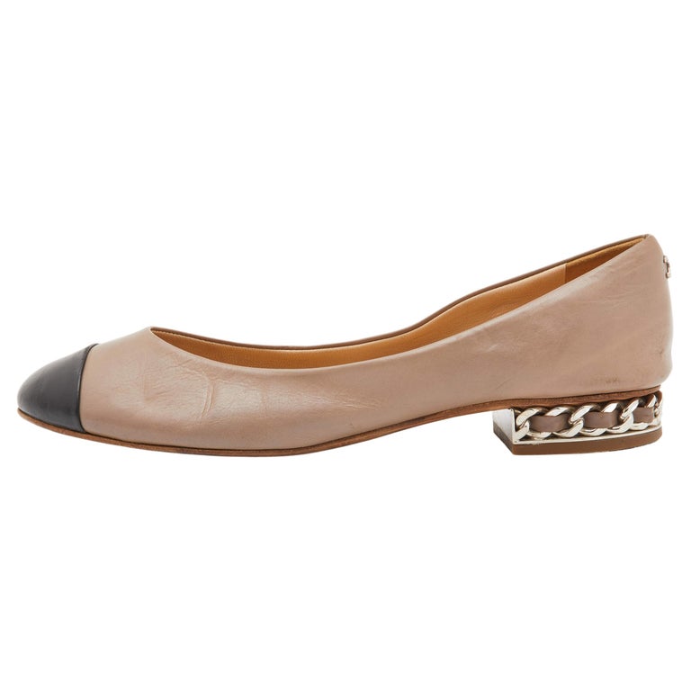 Chanel Brown/Black Leather Cap Toe Chain Ballet Flats Size 38.5 For Sale at  1stDibs