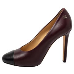 Chanel Brown/Black Leather Cap Toe Pumps Size 38.5