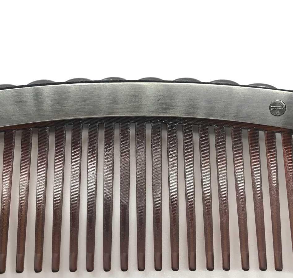 chanel comb