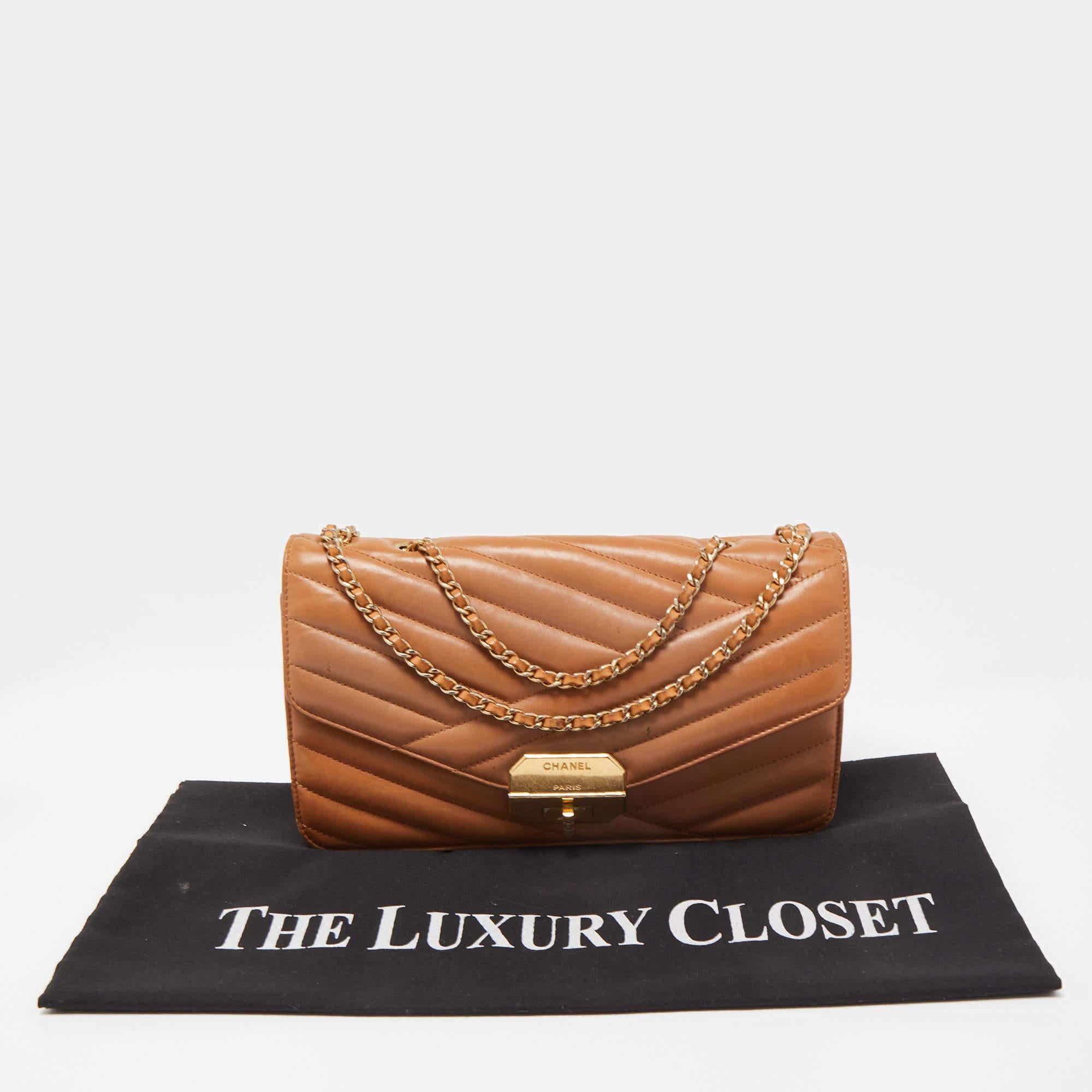 Chanel Brown Chevron Leather Medium Gabrielle Flap Bag 13
