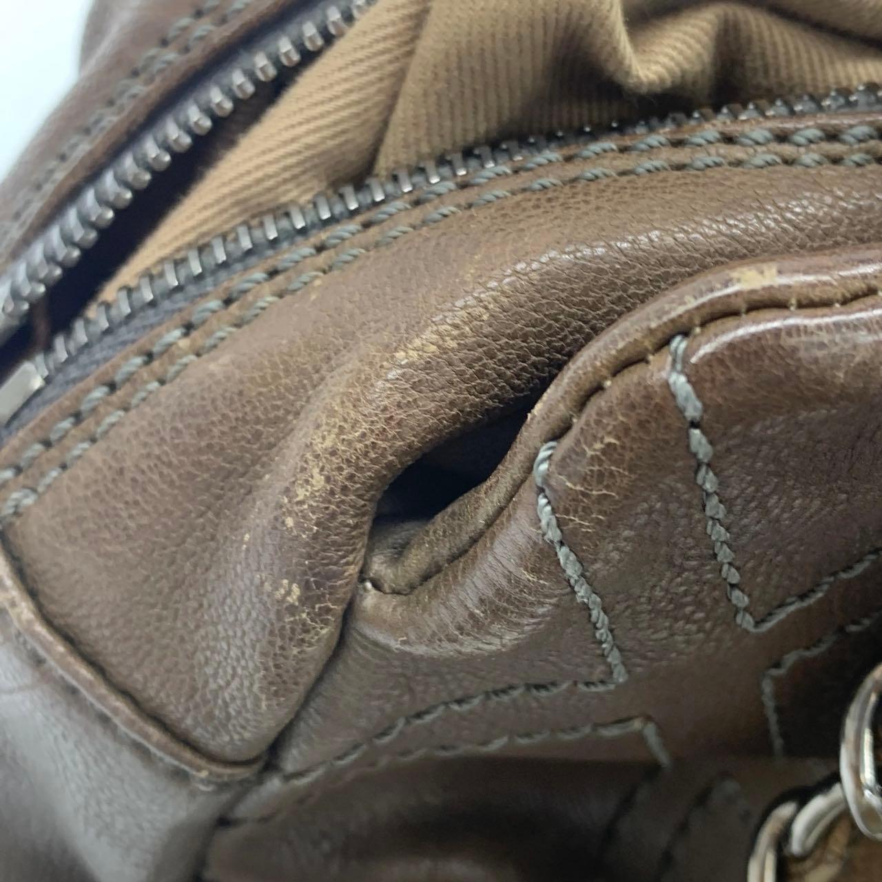 Chanel Brown Diamond Stitch Tote Pelle di vitello Zipper Bowler 2005-2006 in vendita 15