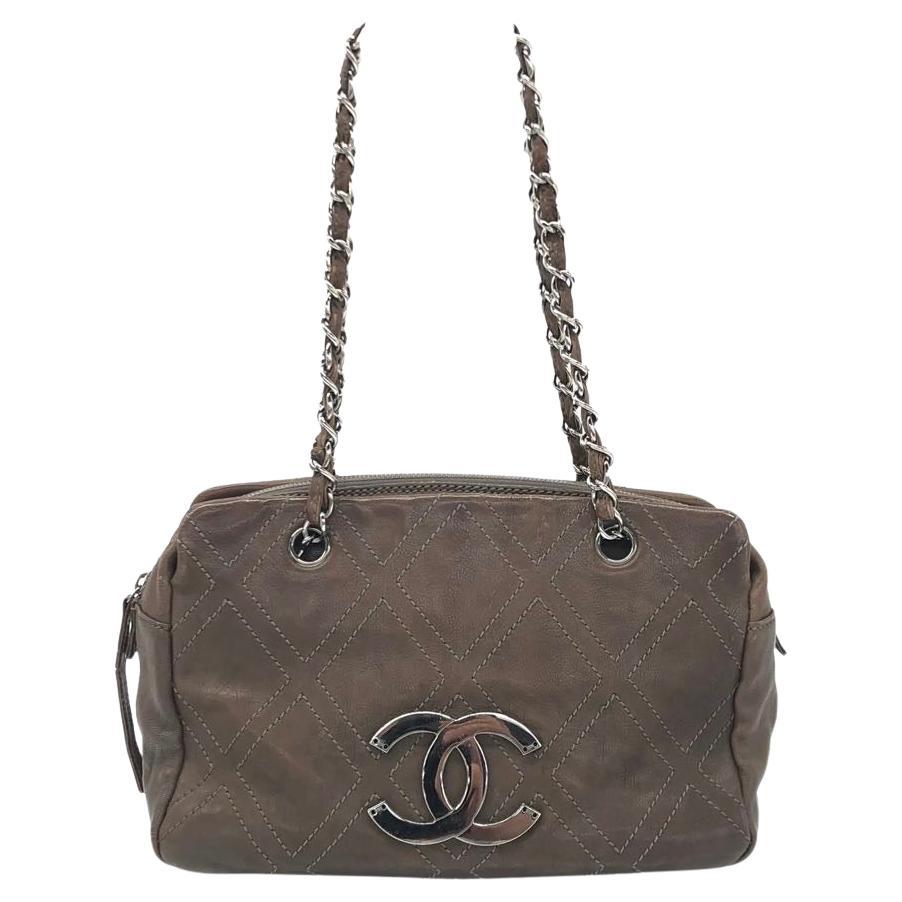 Chanel Brown Diamond Stitch Tote Calfskin Leather Zipper Bowler 2005-2006
